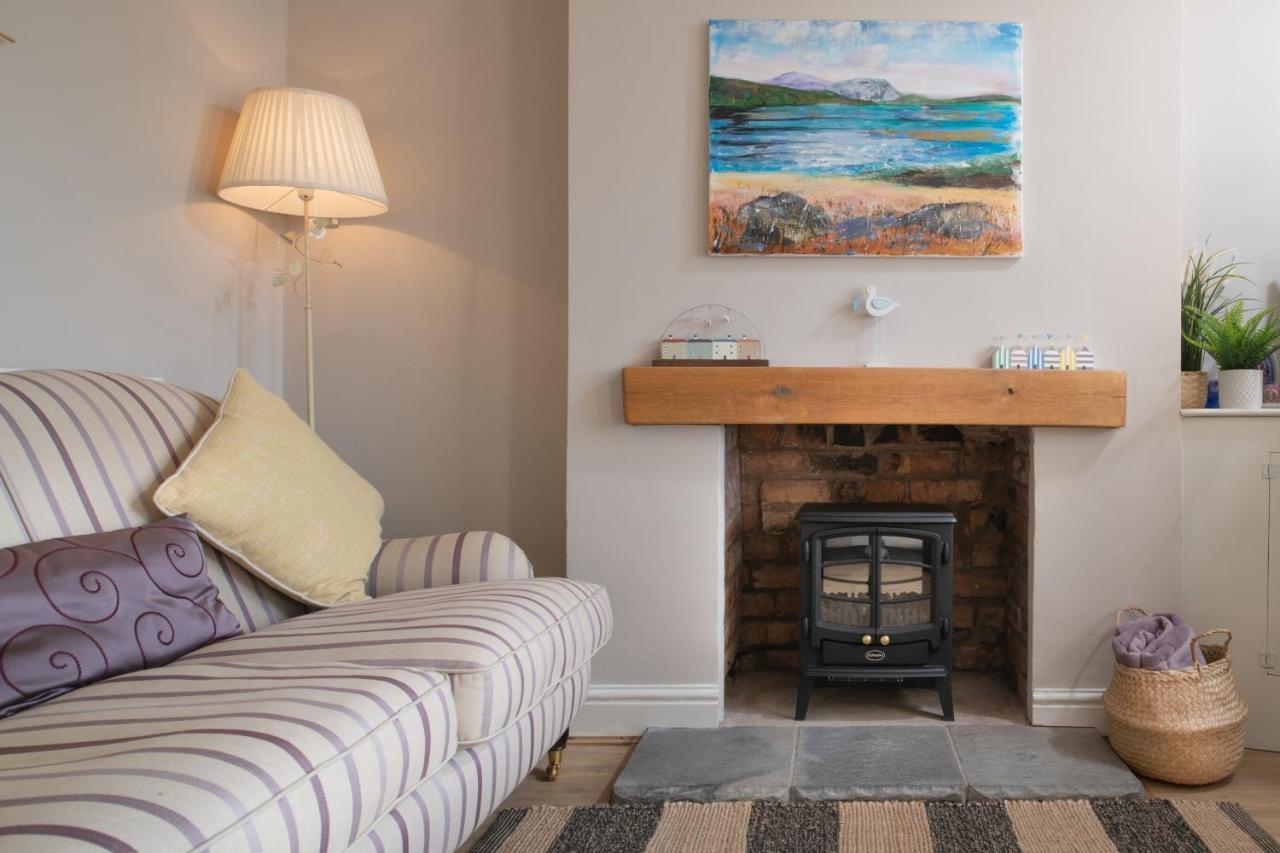 Villa Windy Ridge Terrace With Beautiful Sea Views, North Wales Coast Old Colwyn Exterior foto